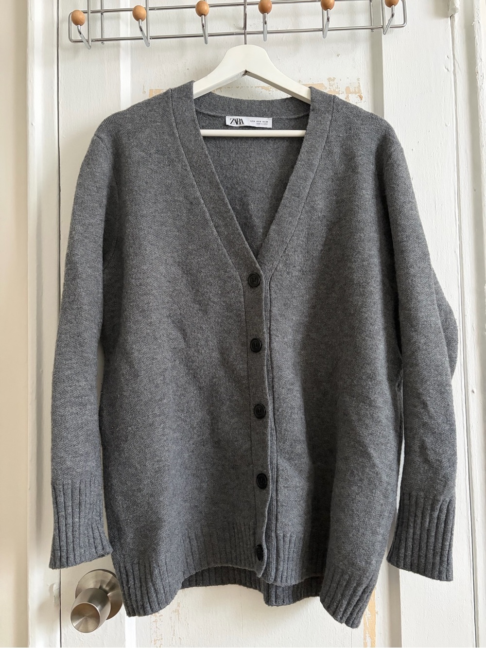 ZARA Gray V-Neck Button-Front Cardigan